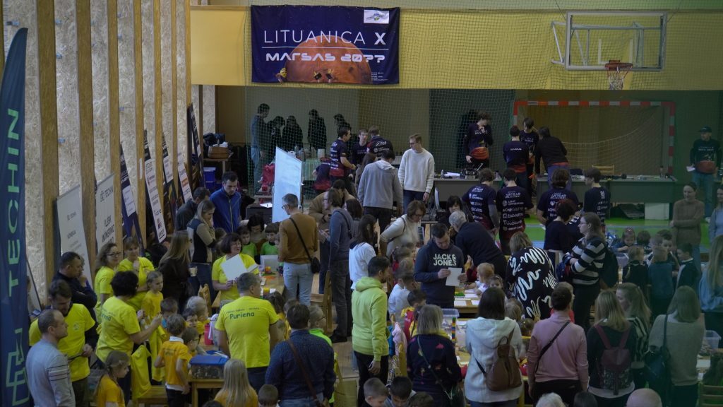 robotų varžybos 26