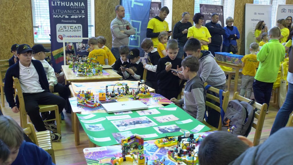 robotų varžybos 29