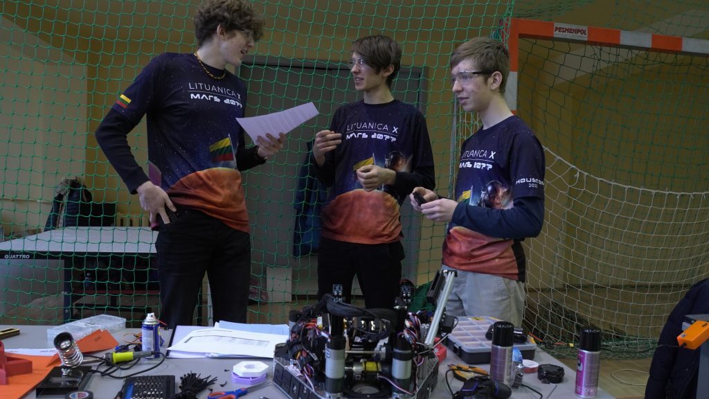 robotų varžybos 31